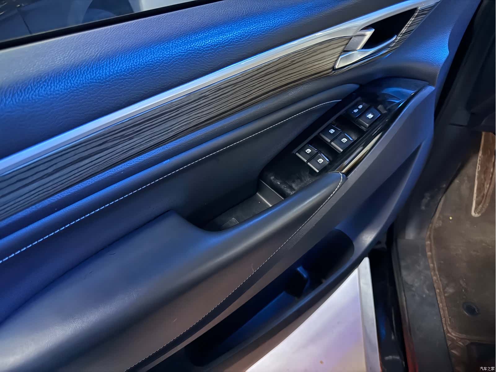 Trumpchi M8, 2022 4