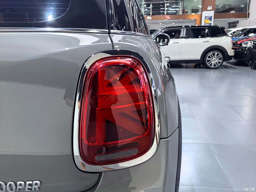 Mini ONE, 2021 20