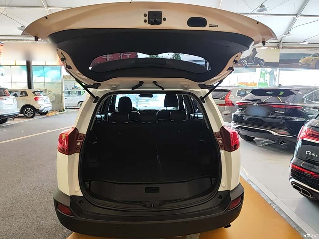 Toyota RAV4, 2016 19