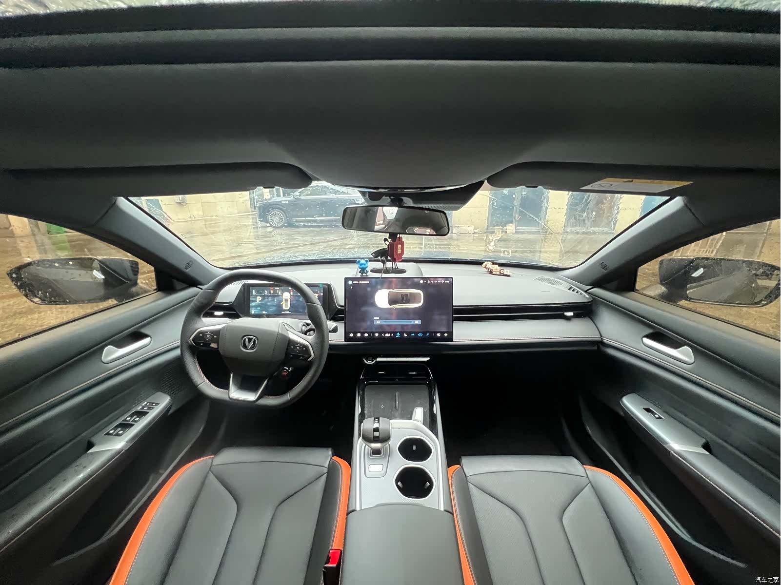 Changan UNI-V, 2026 9