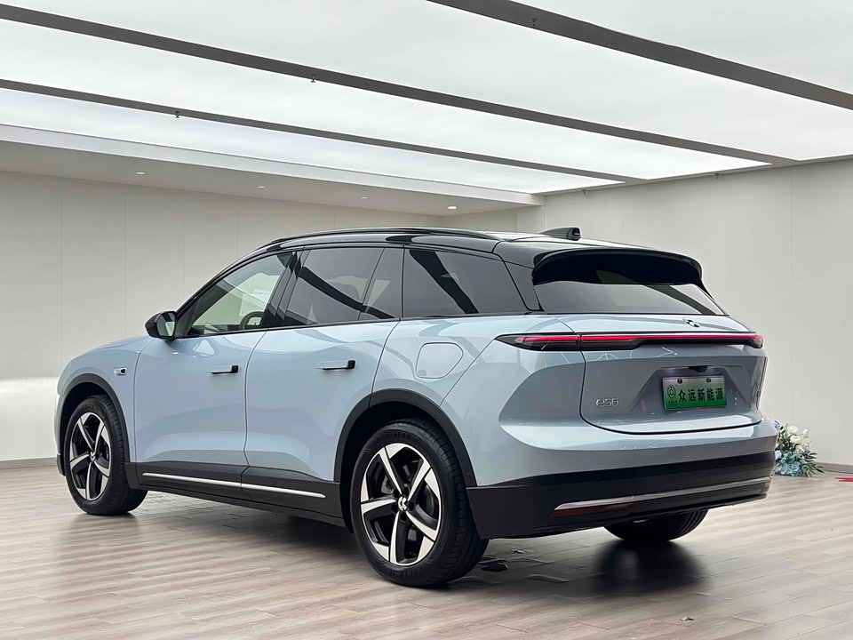 NIO ES6
