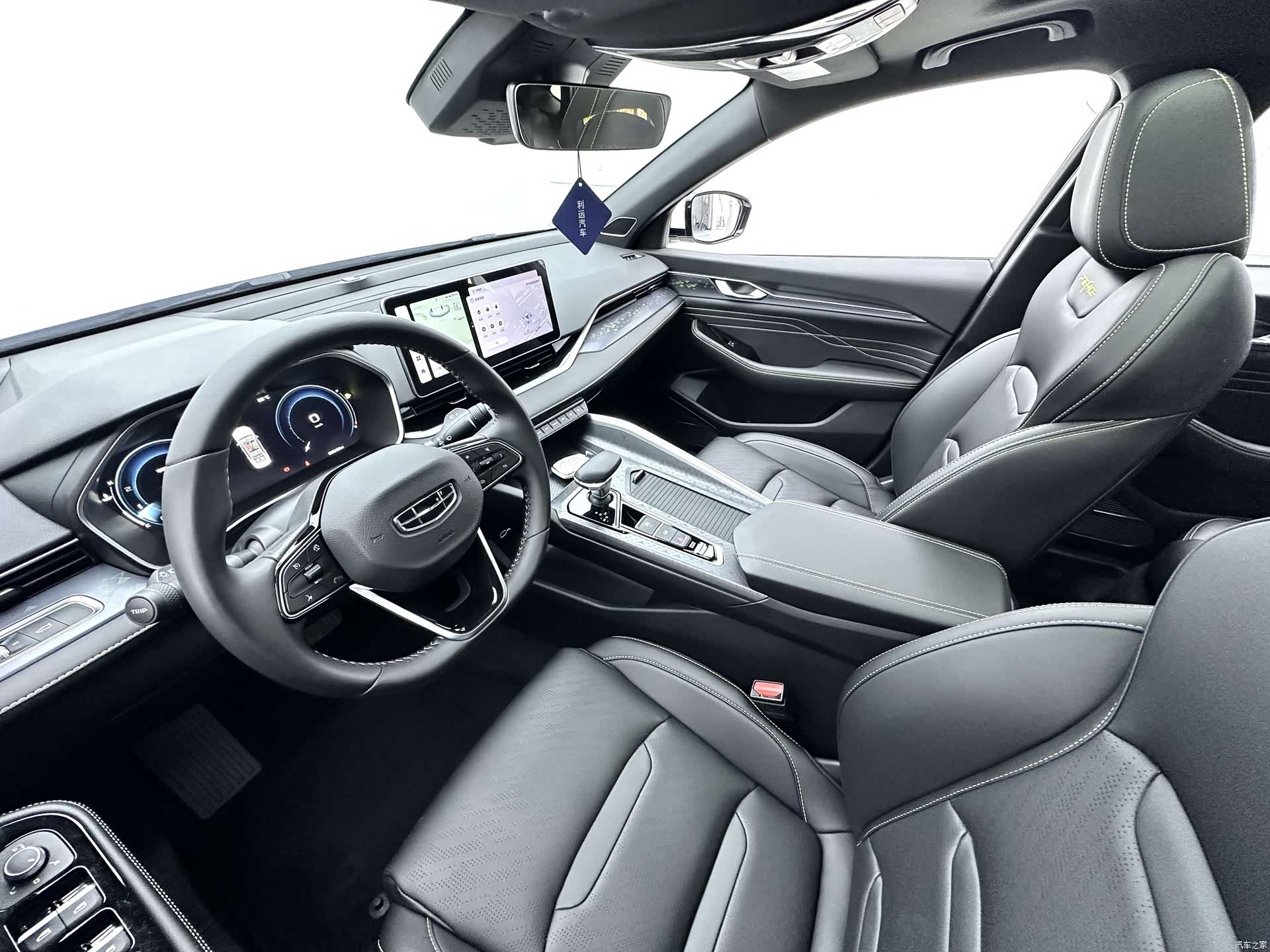 Geely Preface, 2024 7