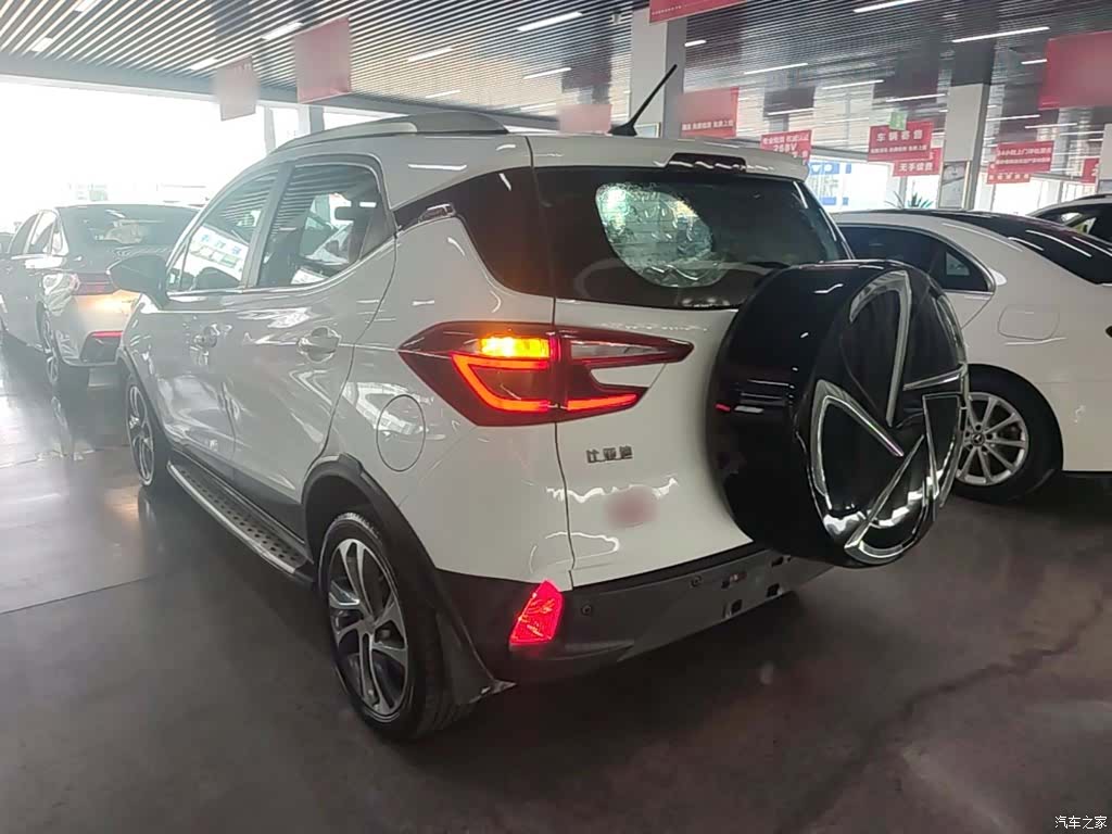 BYD Yuan, 2017 все фото