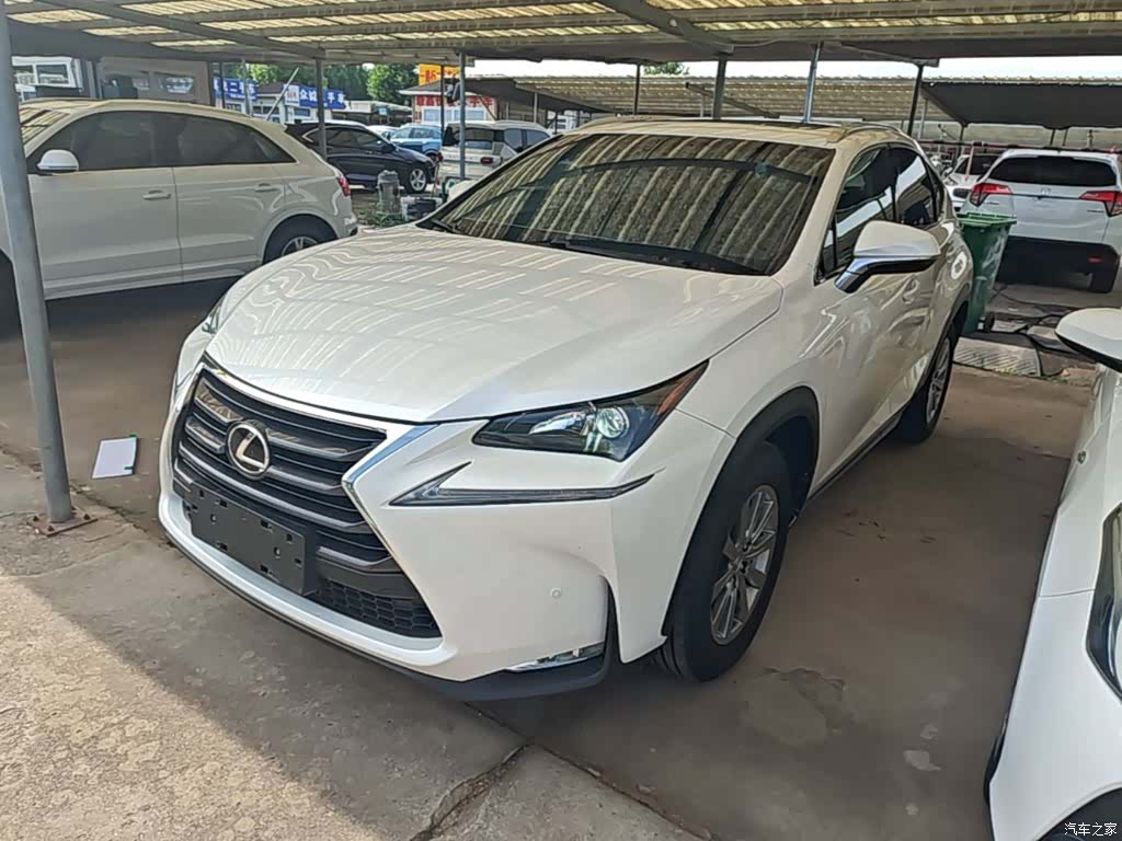 Lexus NX, 2015 1