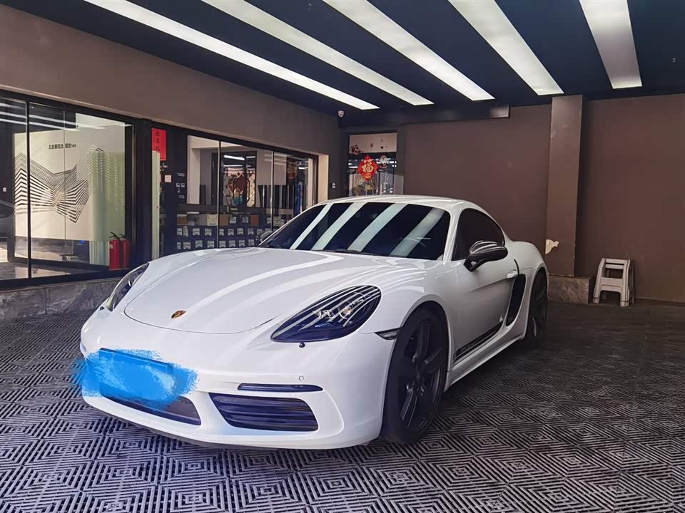 Porsche 718