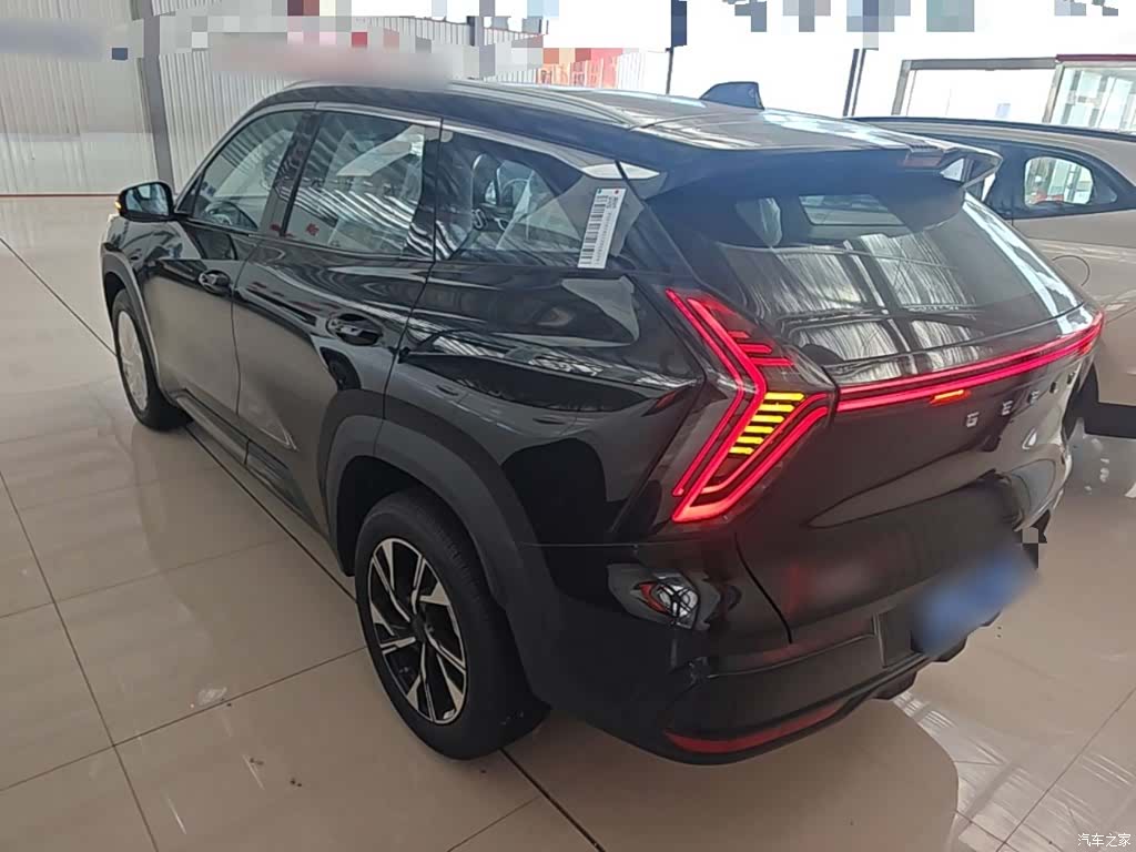 Geely Boyue, 2026 все фото