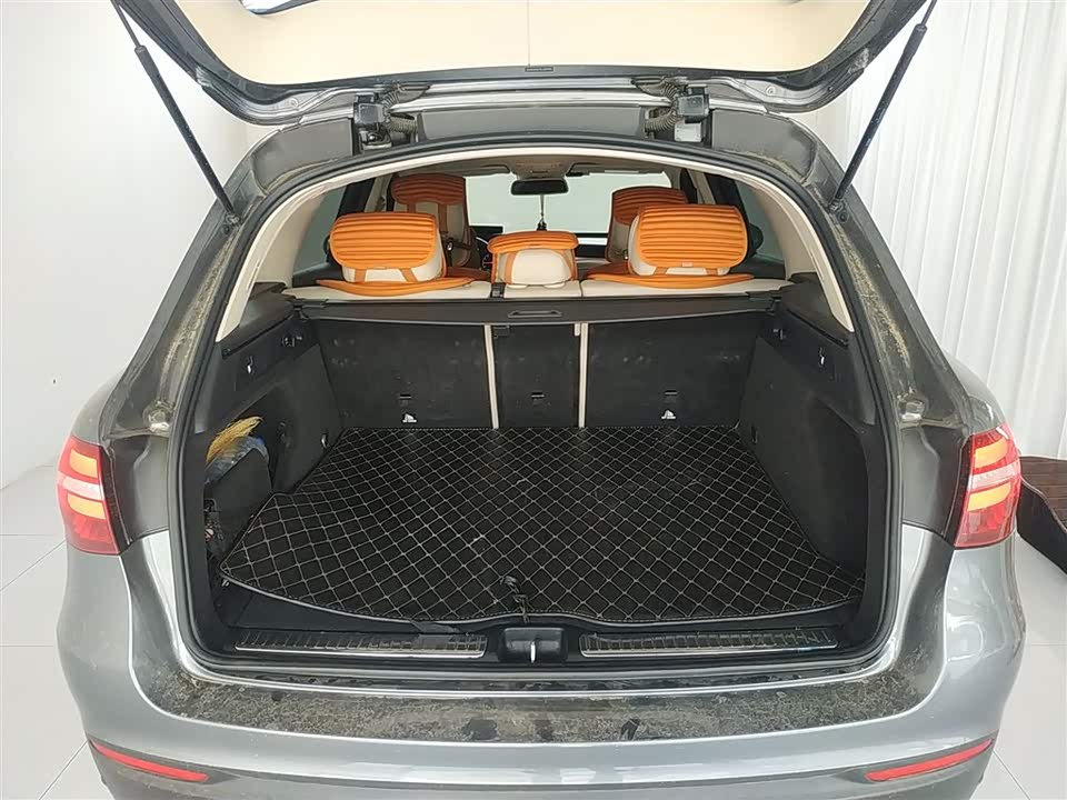 Mercedes-Benz GLC Mercedes-Benz GLC