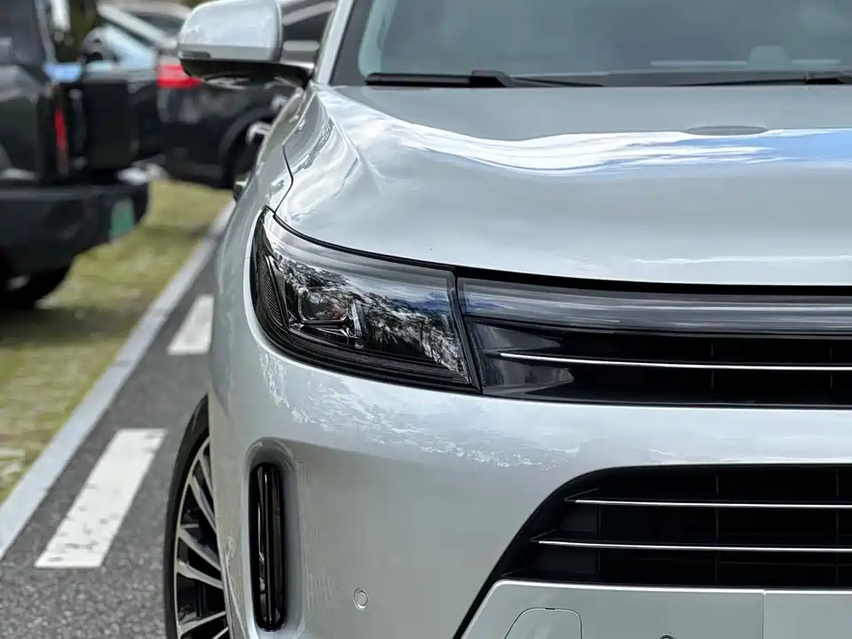 AITO Ask the world M7