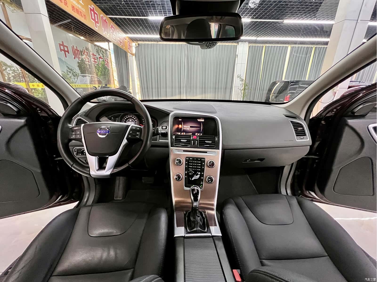 Volvo XC60, 2017 16