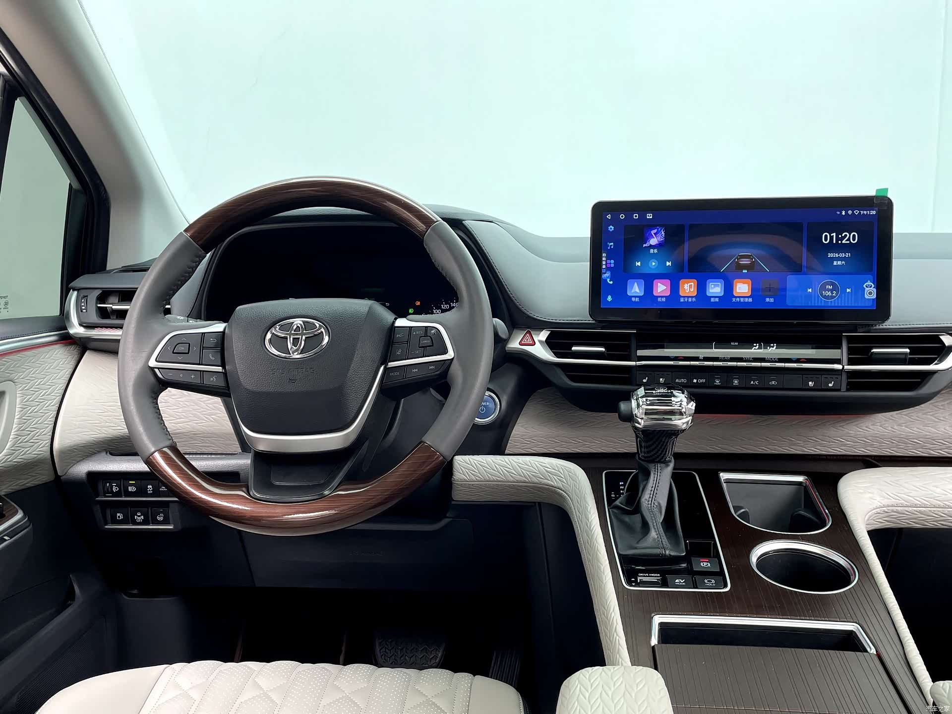 Toyota Sienna, 2022 27