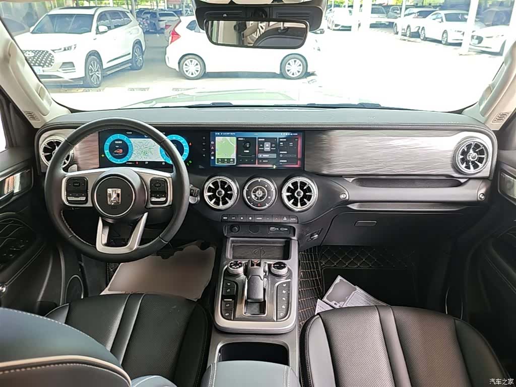 Tank 300, 2023 10