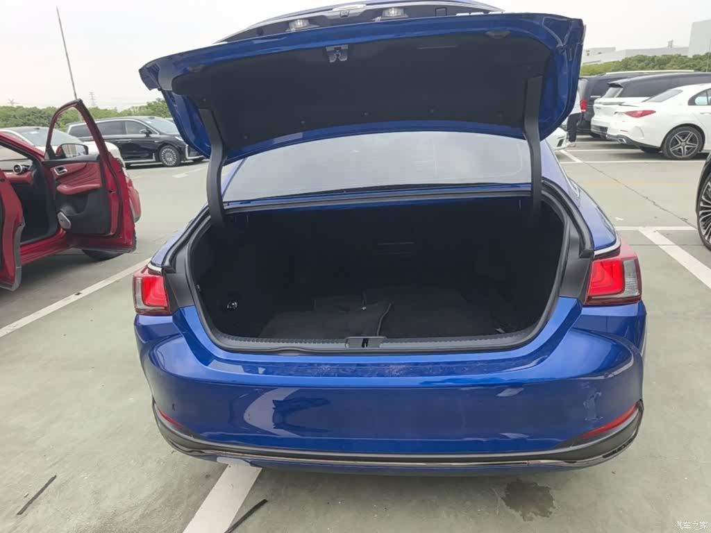 Lexus ES, 2019 19