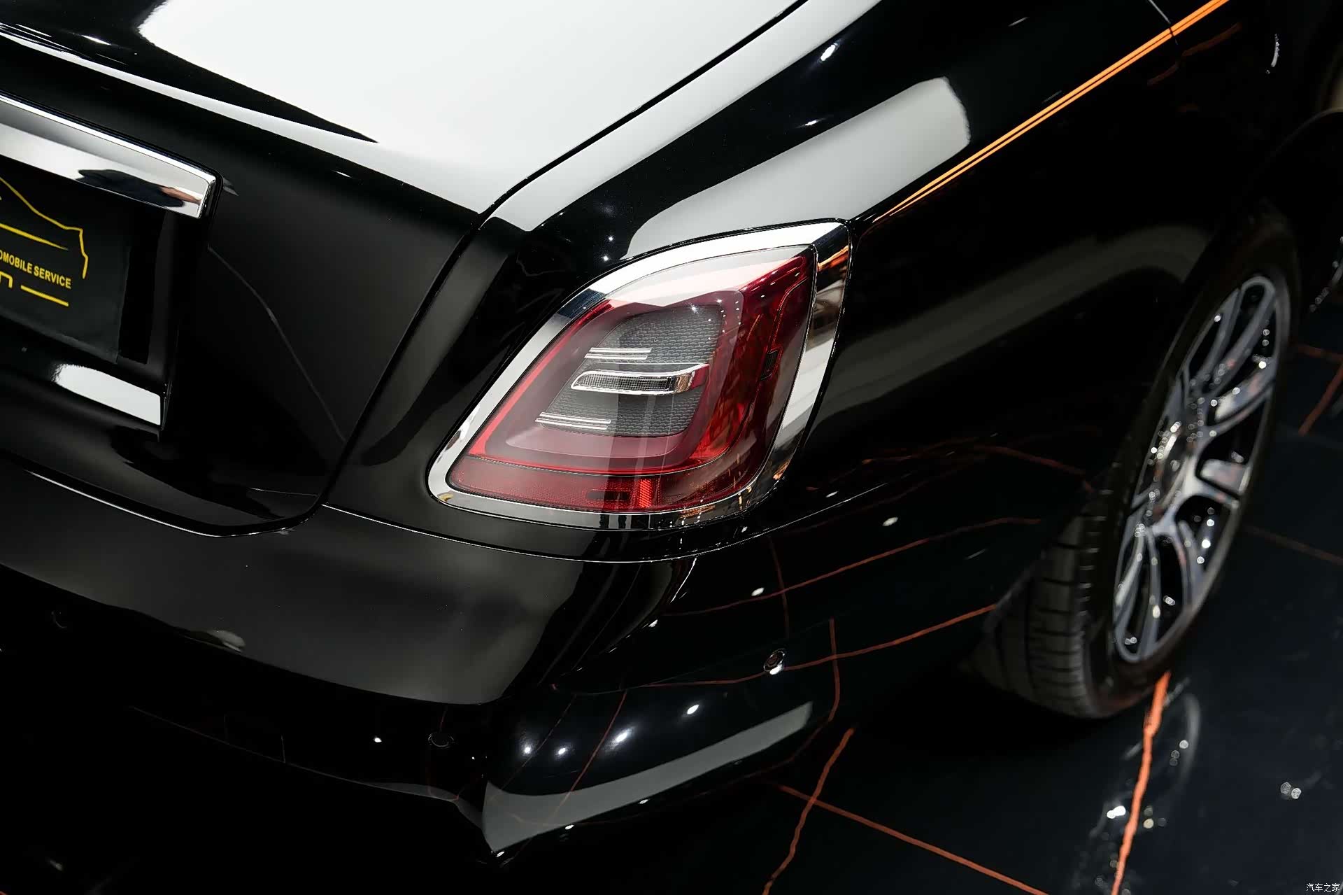 Rolls-Royce Ghost, 2025 все фото