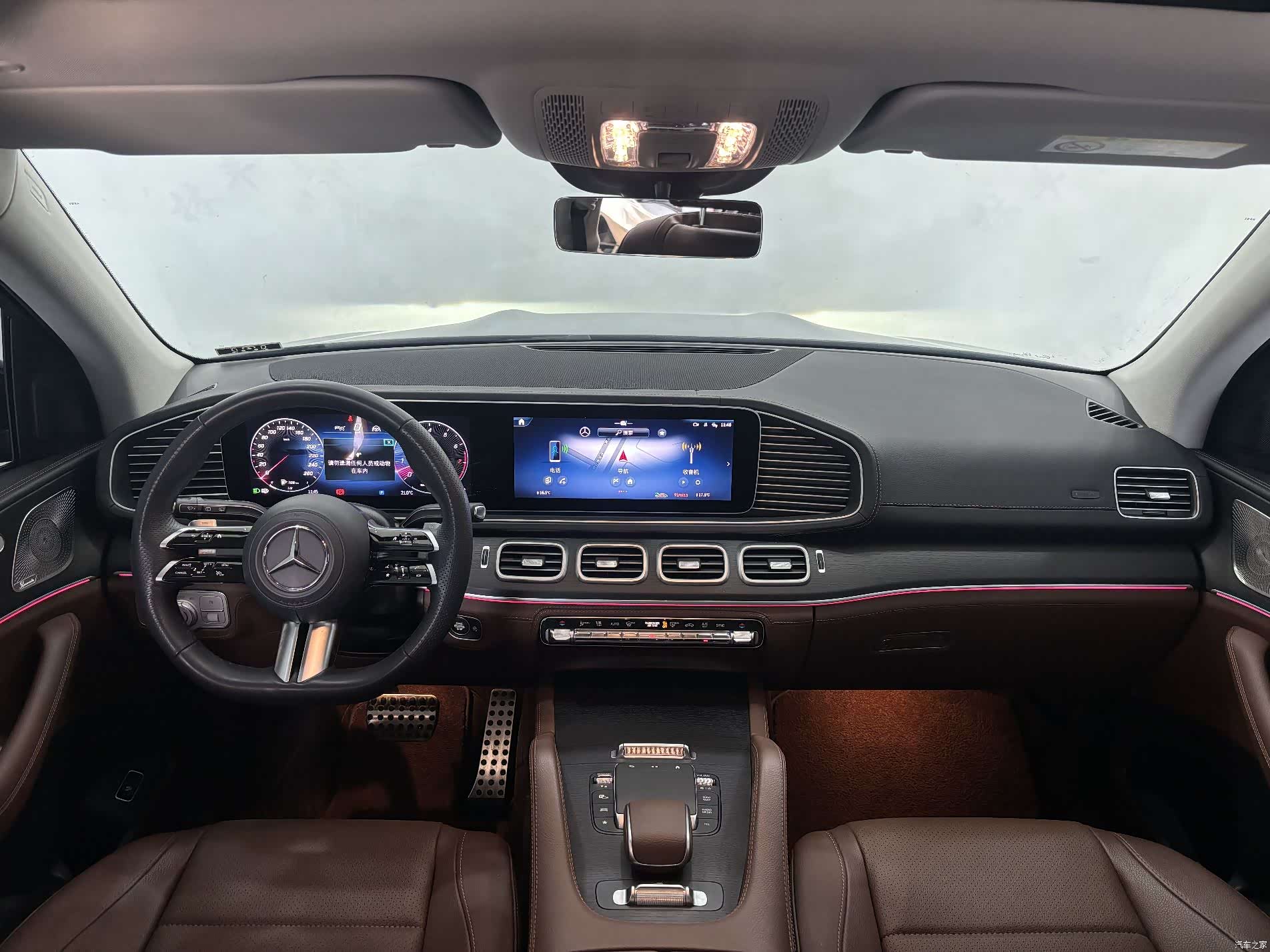 Mercedes-Benz GLS, 2024 14