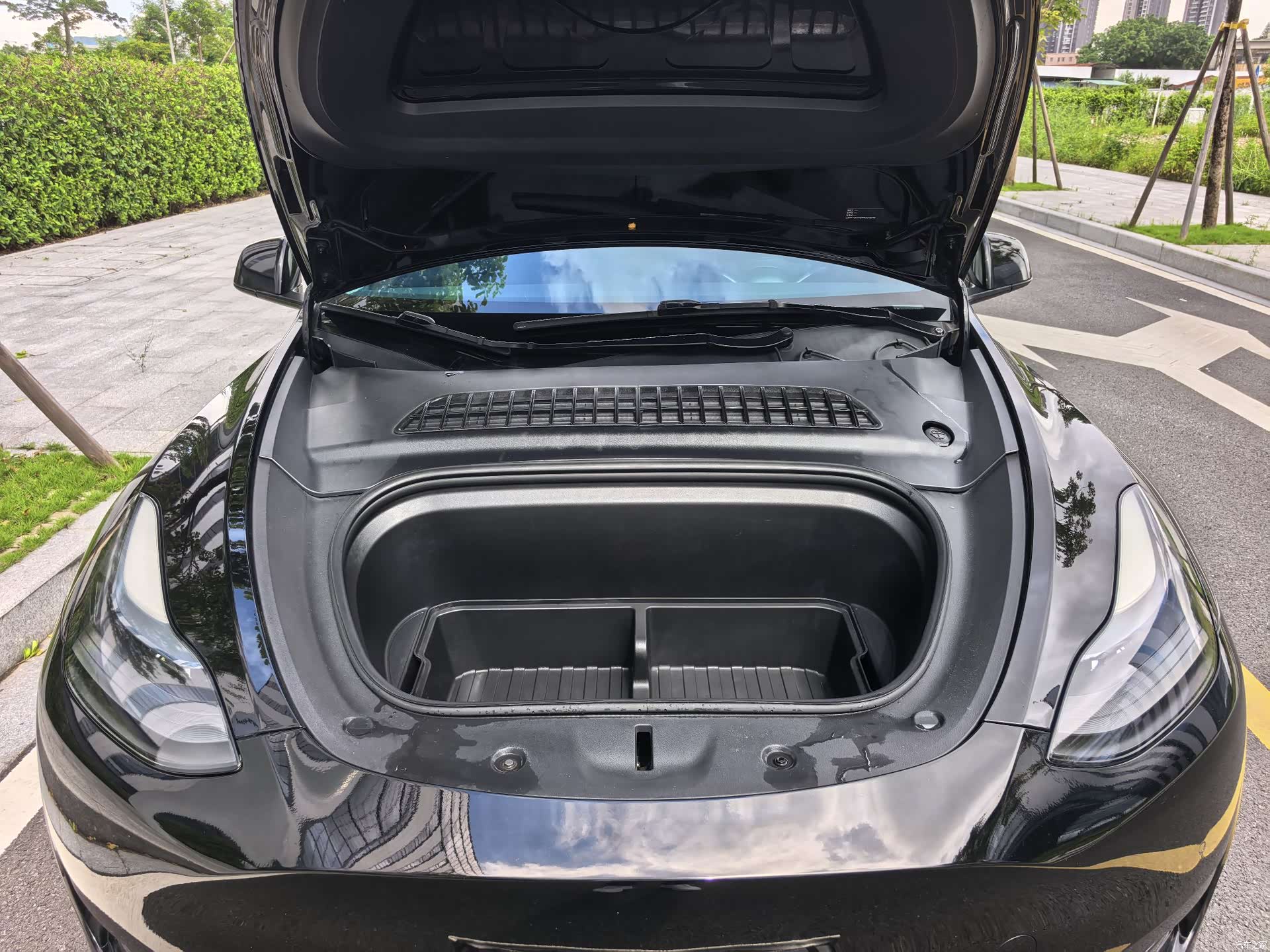Tesla Model Y, 2022 27