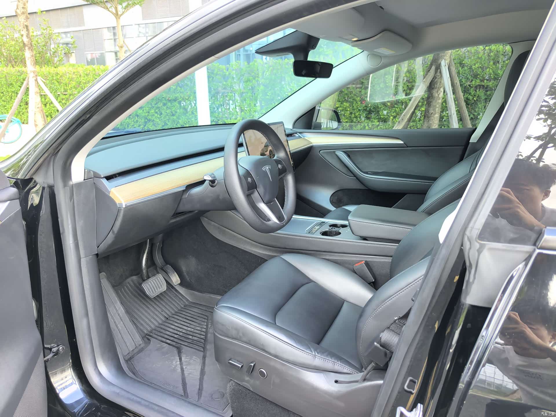 Tesla Model Y, 2022 11