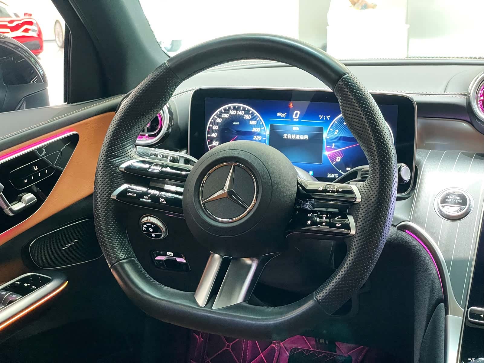 Mercedes-Benz GLC, 2023 13