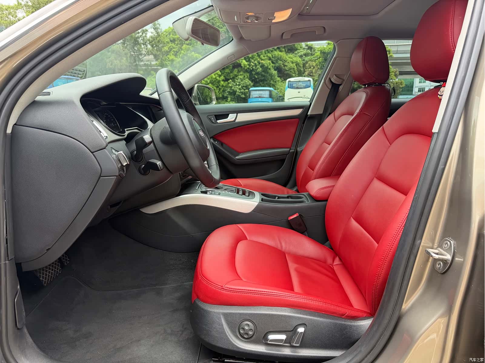 Audi A4L, 2014 9