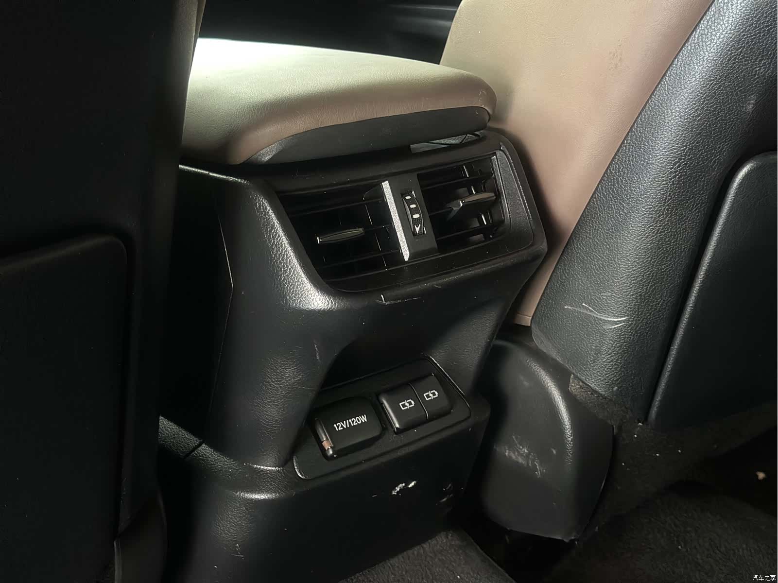 Lexus ES, 2023 14