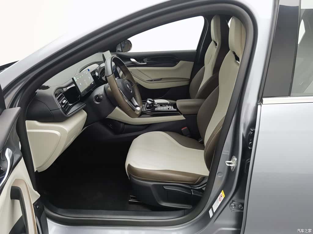 BYD Qin, 2024 10