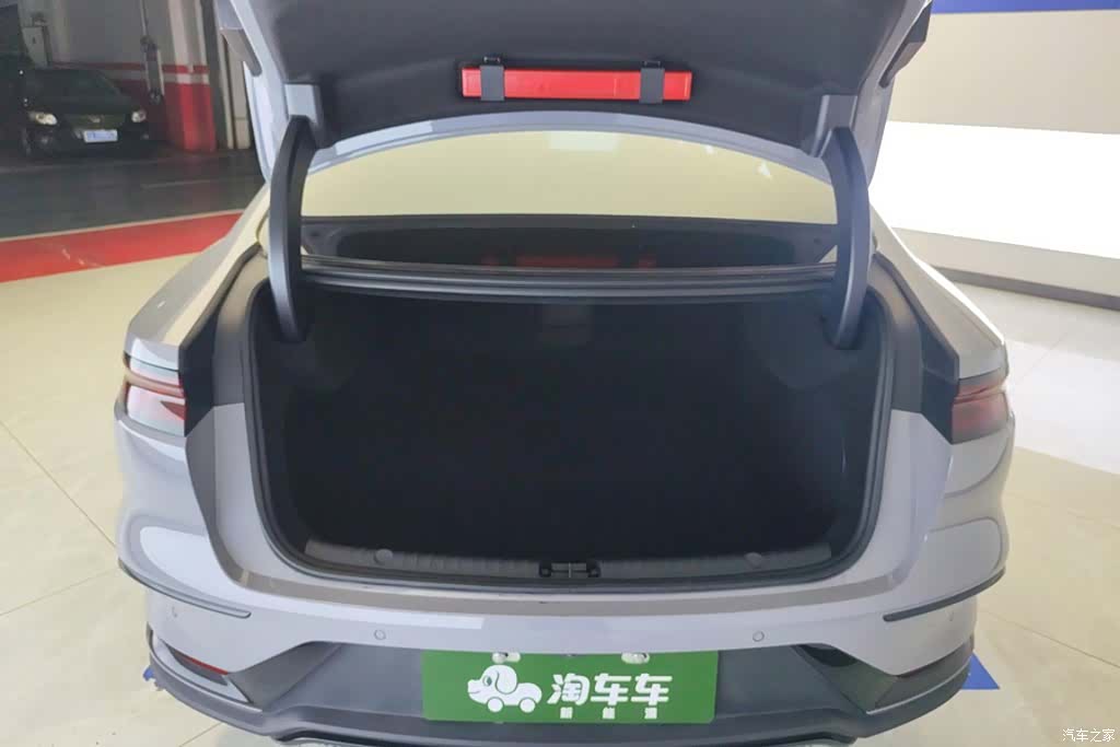 BYD Han, 2024 4