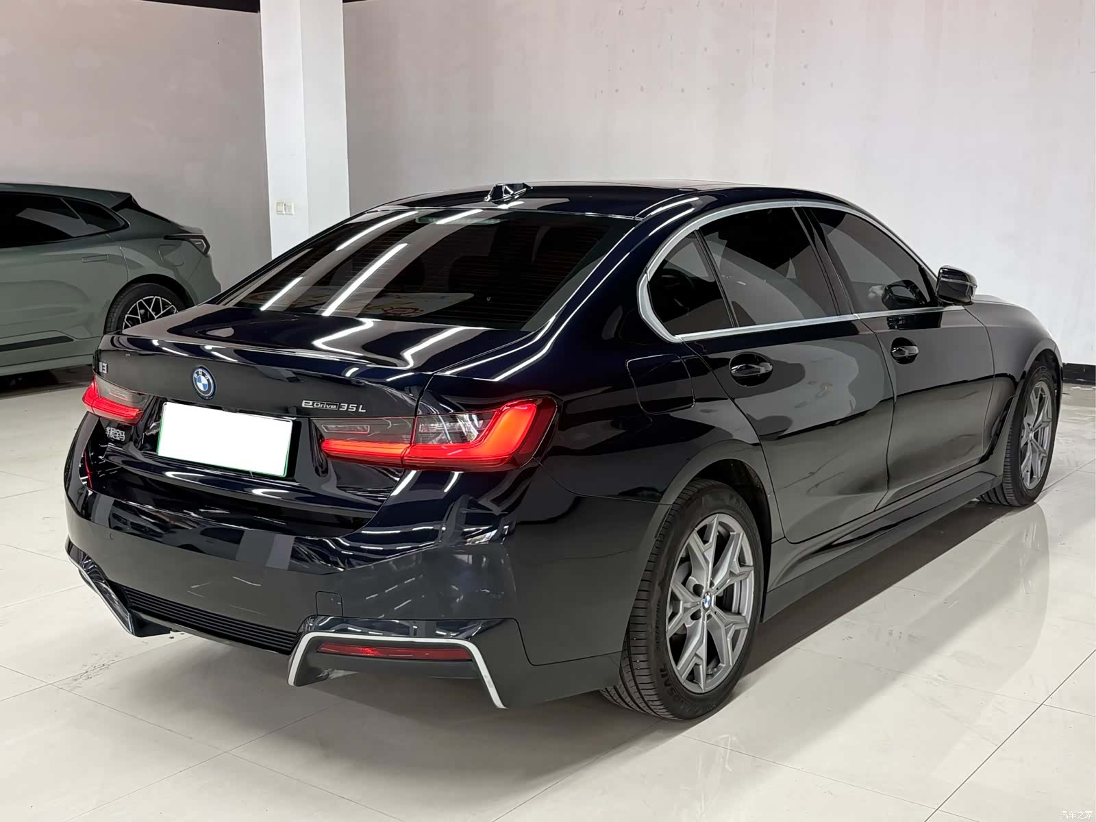 BMW i3, 2026 все фото