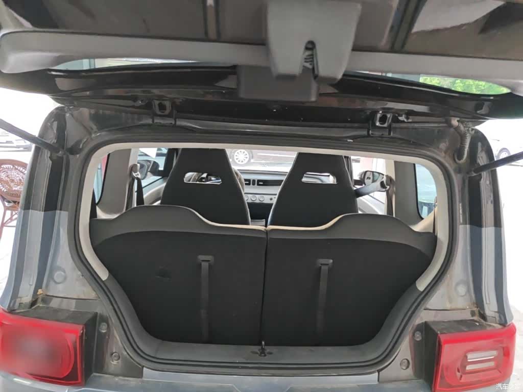 Wuling MINIEV, 2021 19