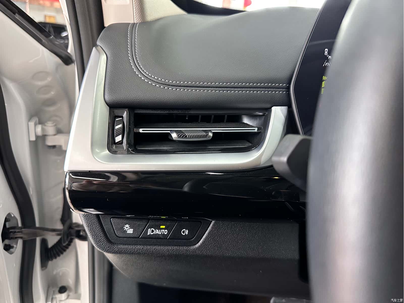 BMW X1, 2023 8