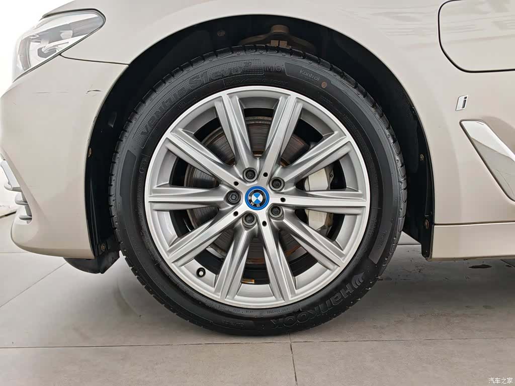 BMW 5 Series, 2018 17