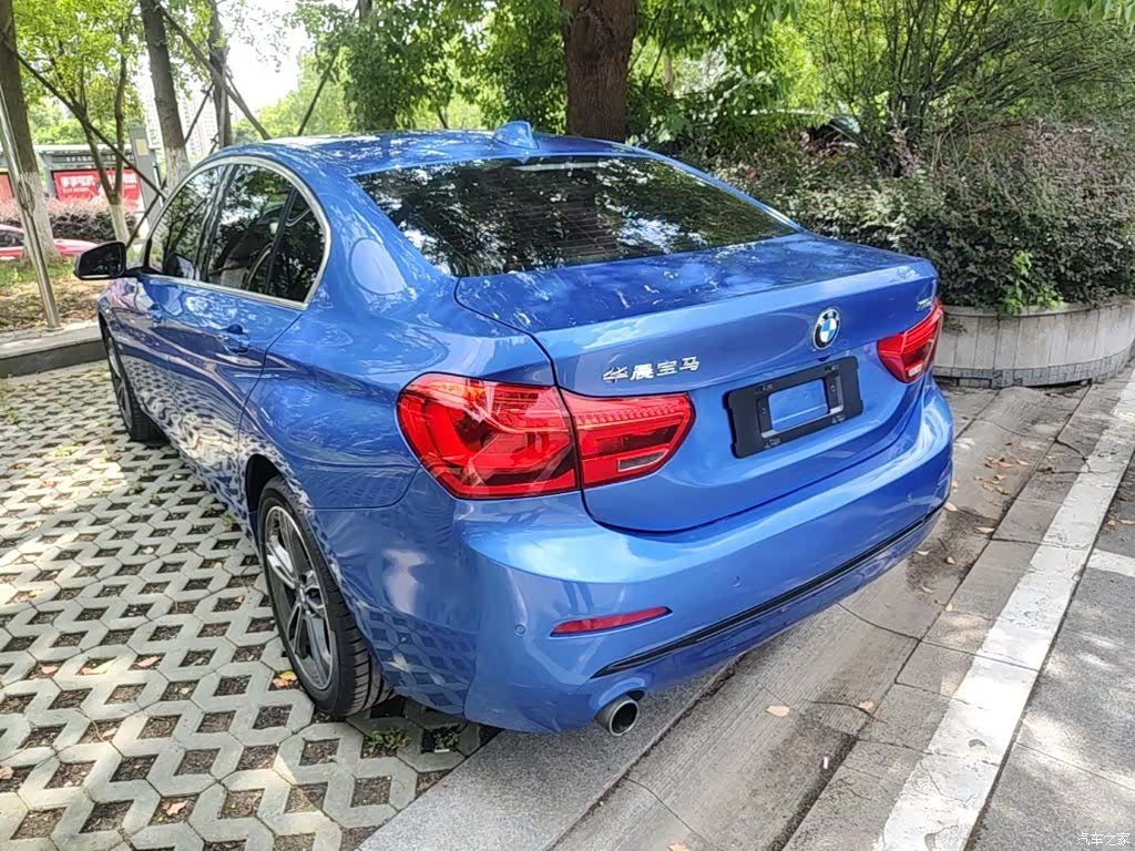 BMW 1 Series, 2017 все фото