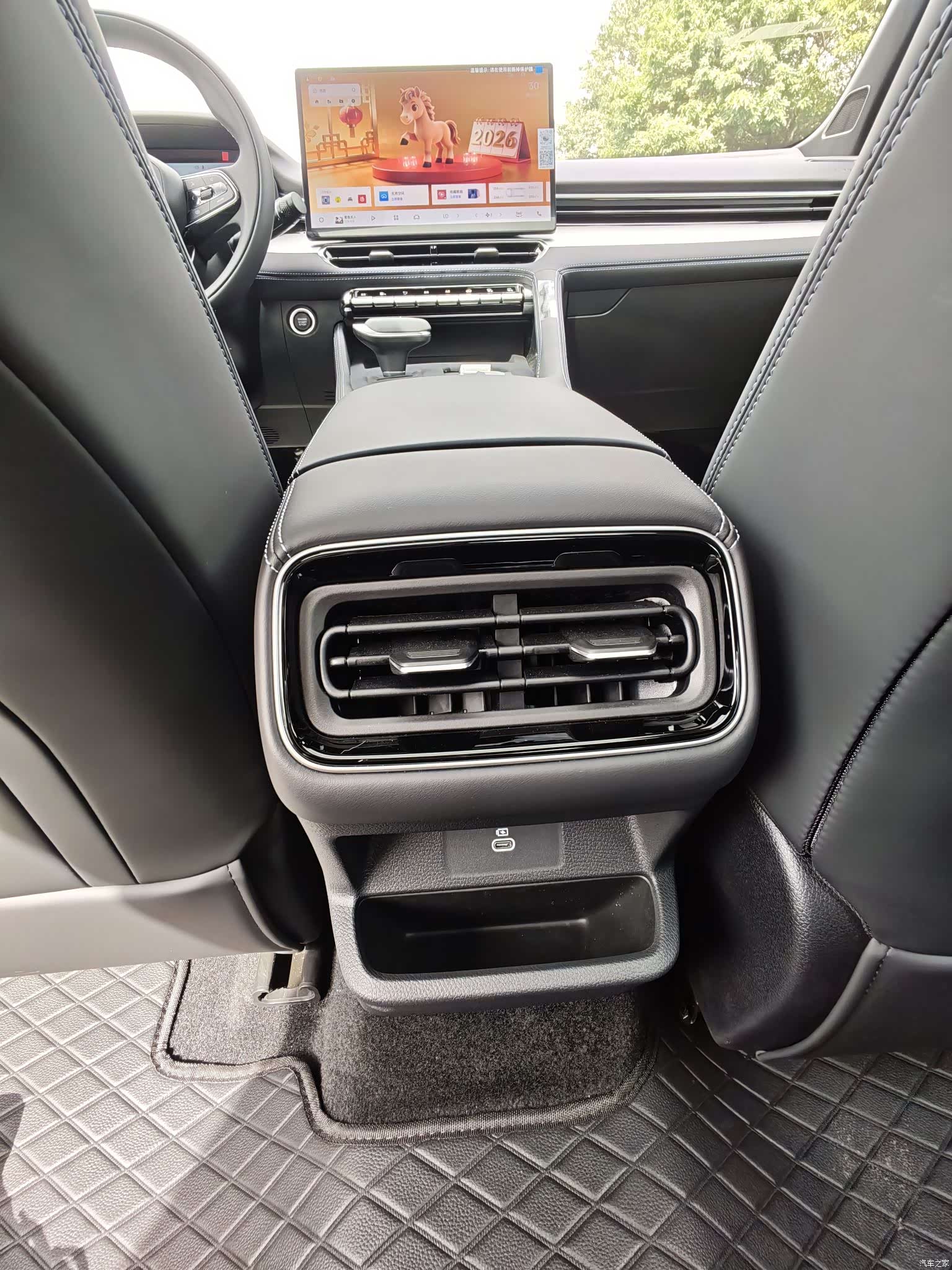 Geely Preface, 2025 14
