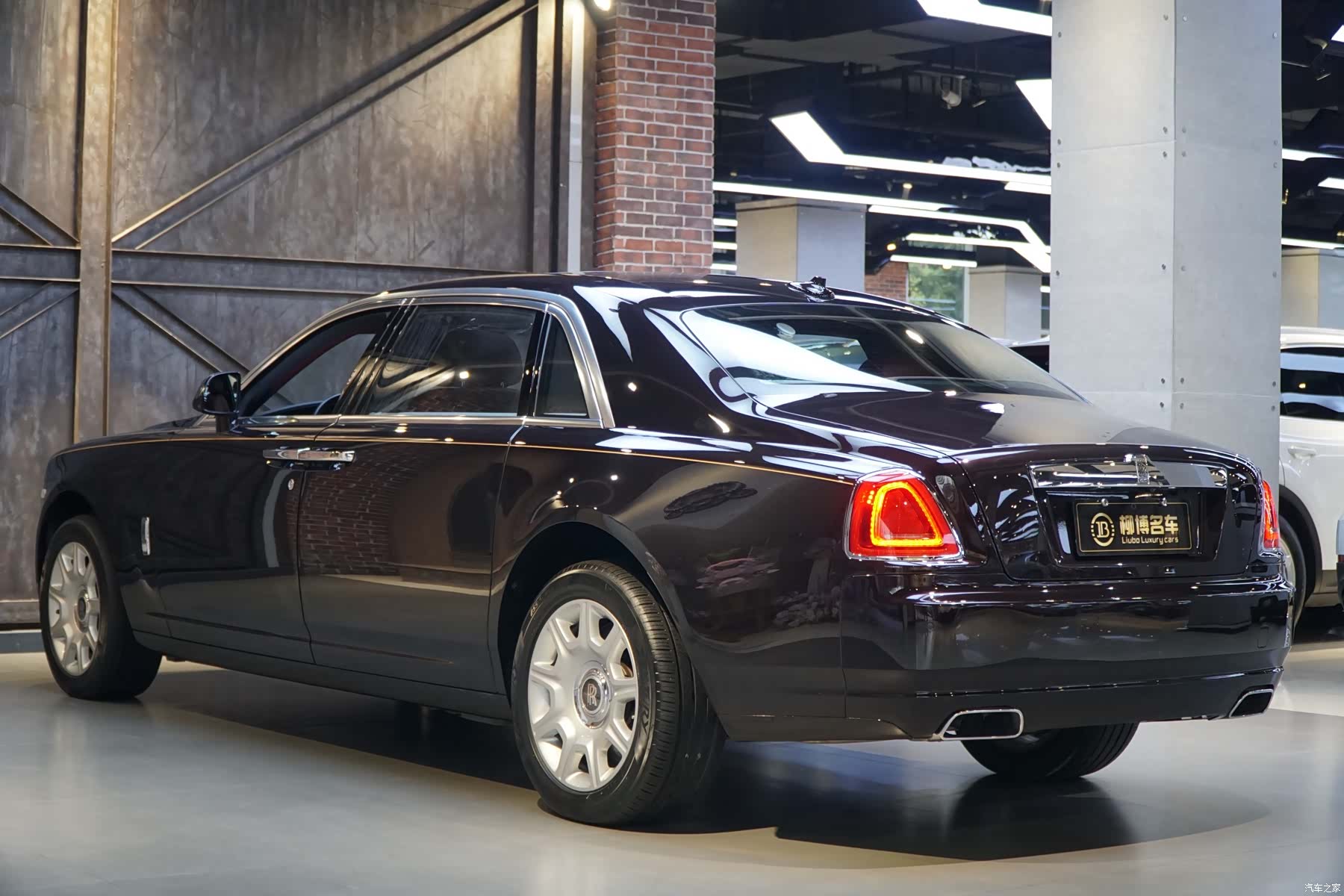 Rolls-Royce Ghost, 2014 4