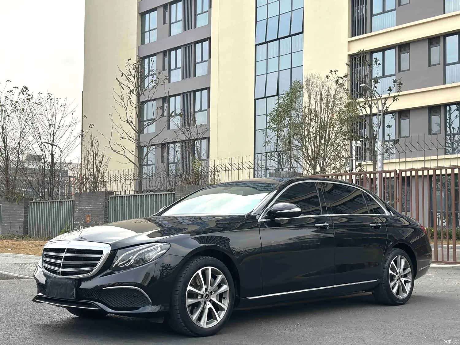 Mercedes-Benz E-Class, 2018 1