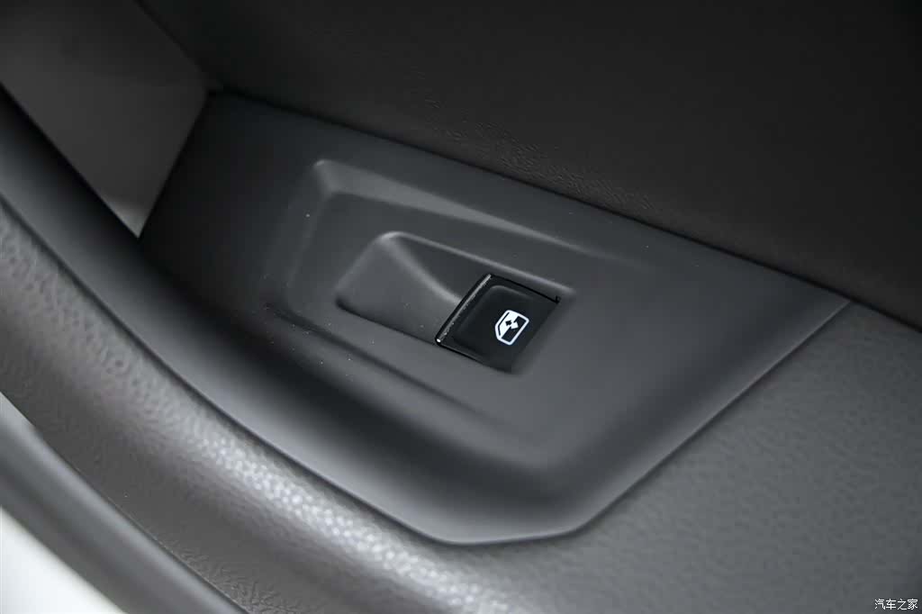 Volkswagen Touareg, 2023 27