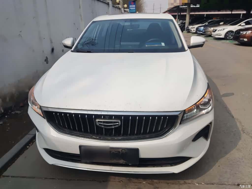 Geely Emgrand, 2021 3