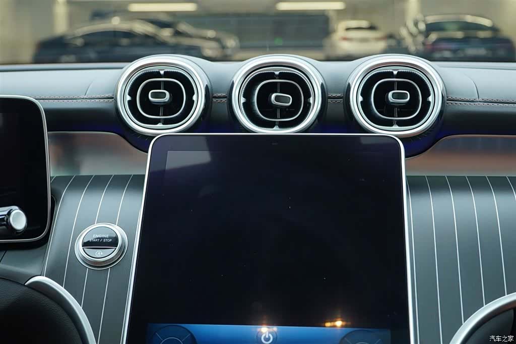 Mercedes-Benz GLC, 2024 18