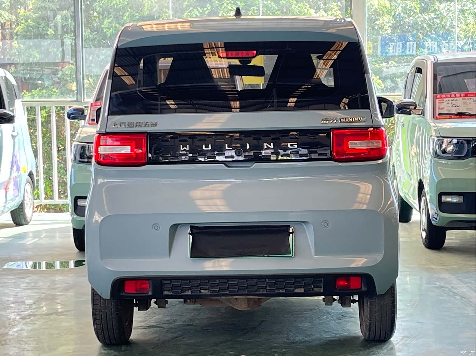Wuling MINIEV, 2021 все фото