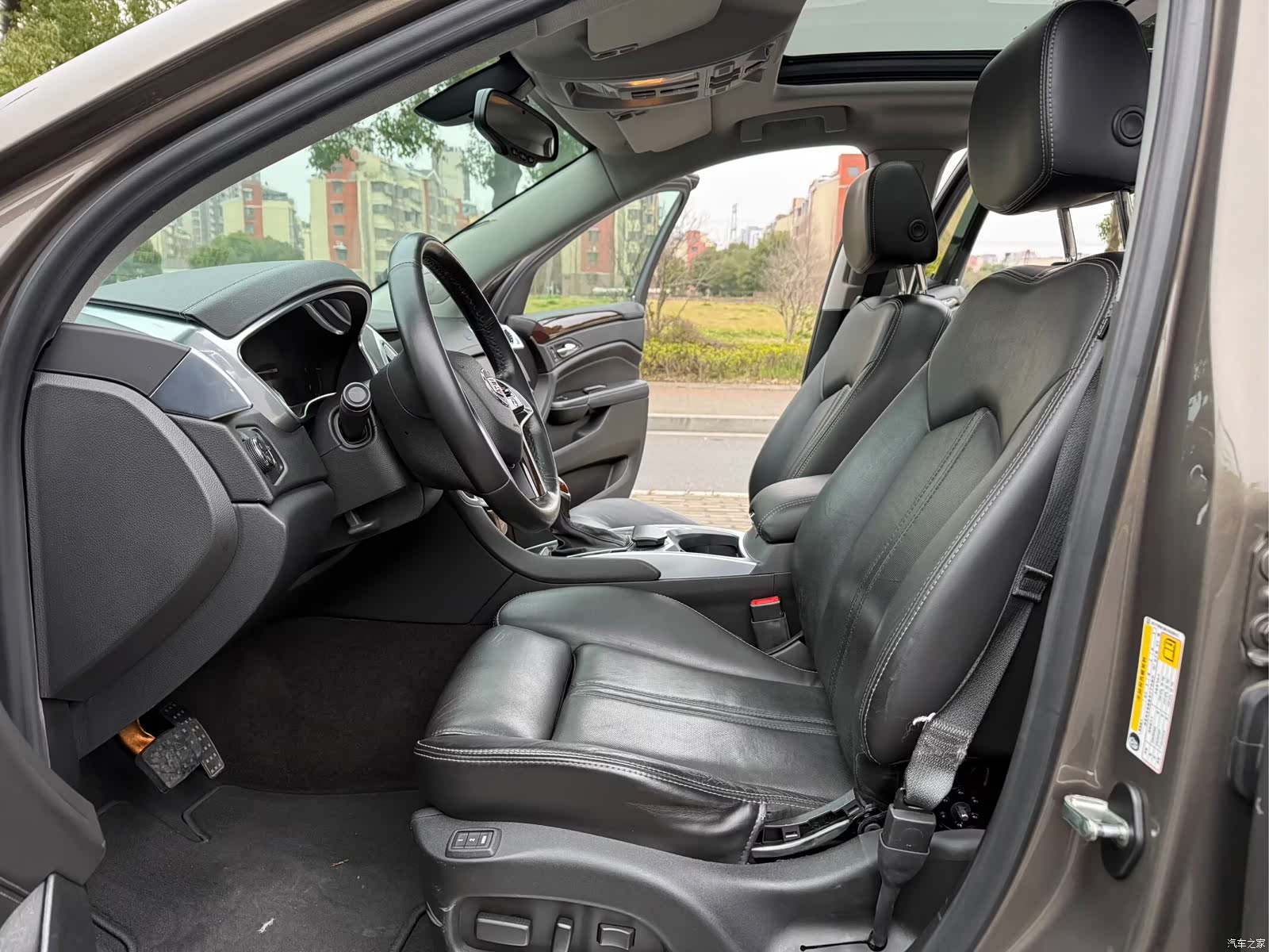 Cadillac SRX, 2014 10