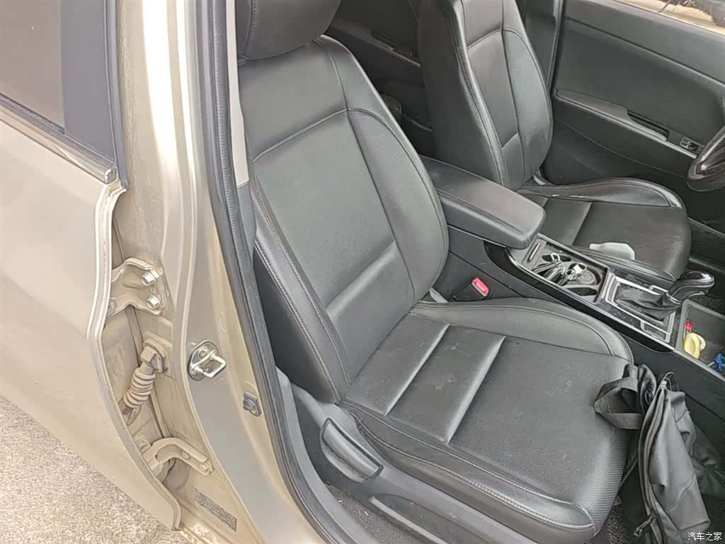 Hyundai GLS, 2015 25