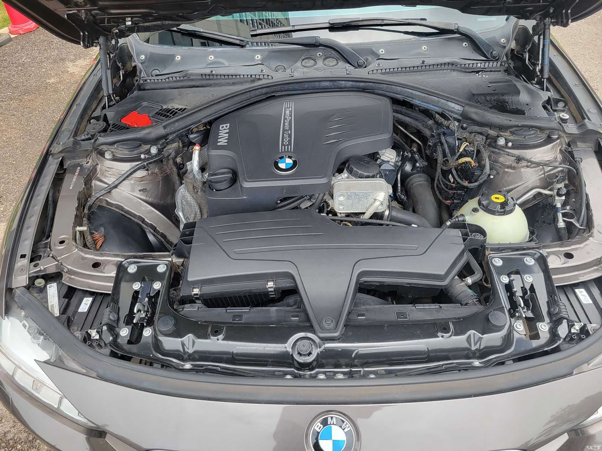 BMW 3 Series, 2013 15