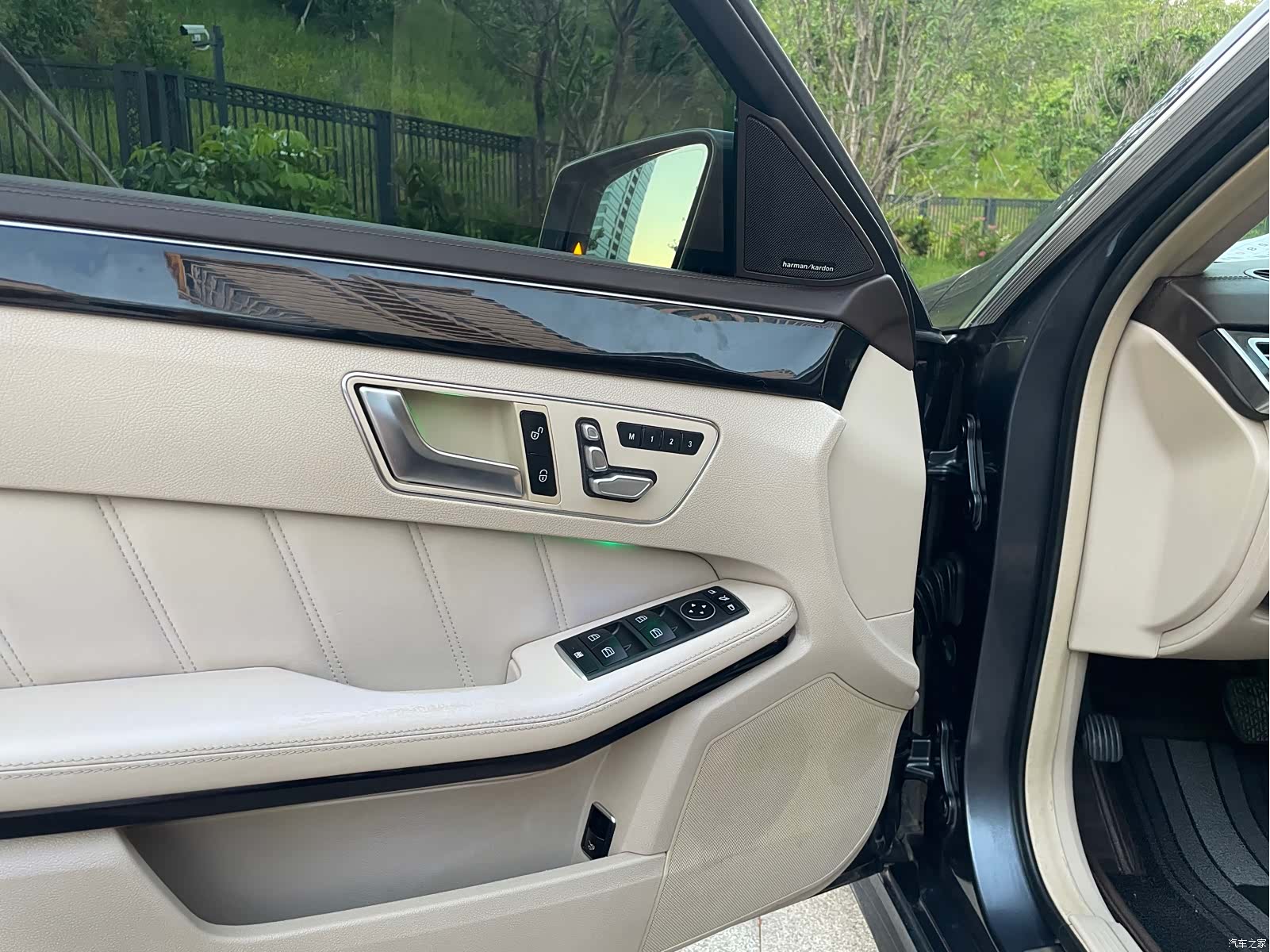 Mercedes-Benz E-Class, 2013 все фото