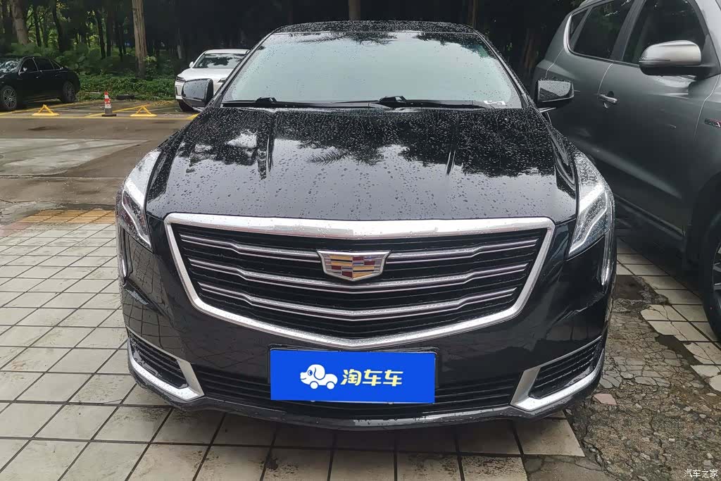 Cadillac XTS, 2018 2