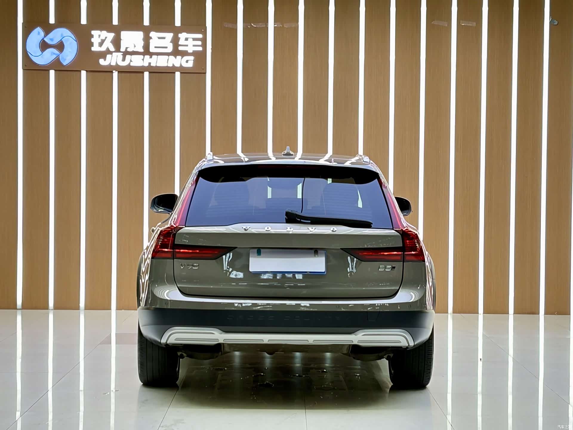Volvo V90, 2021 21