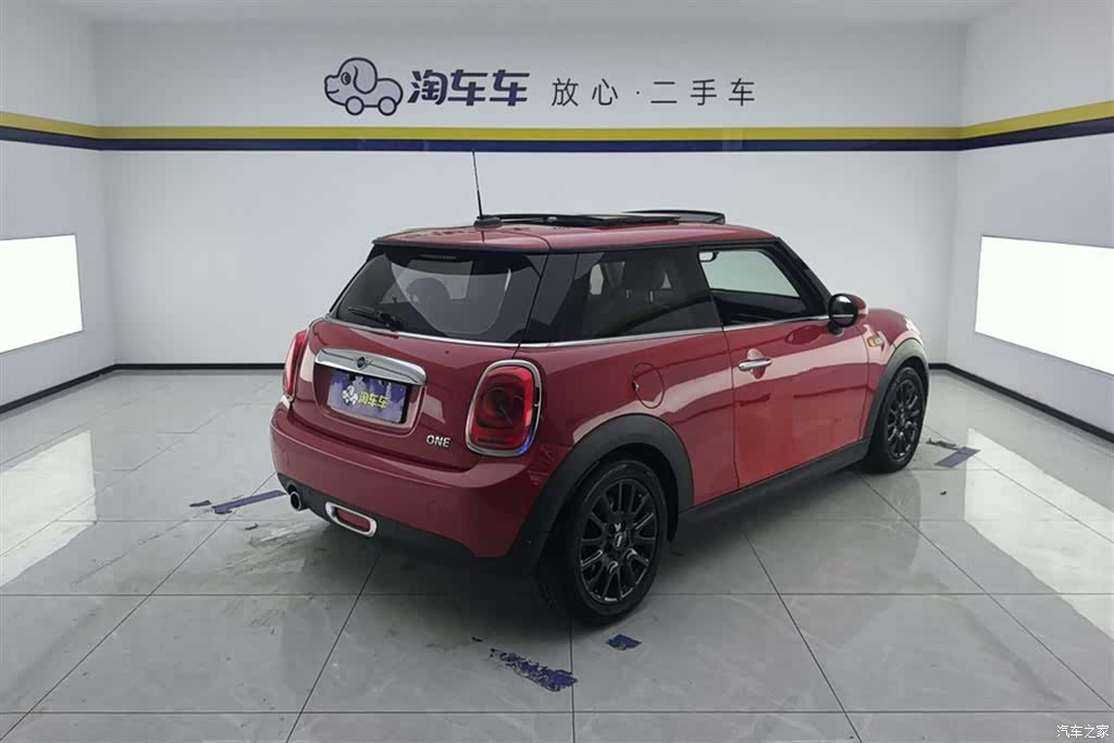 Mini ONE, 2019 3
