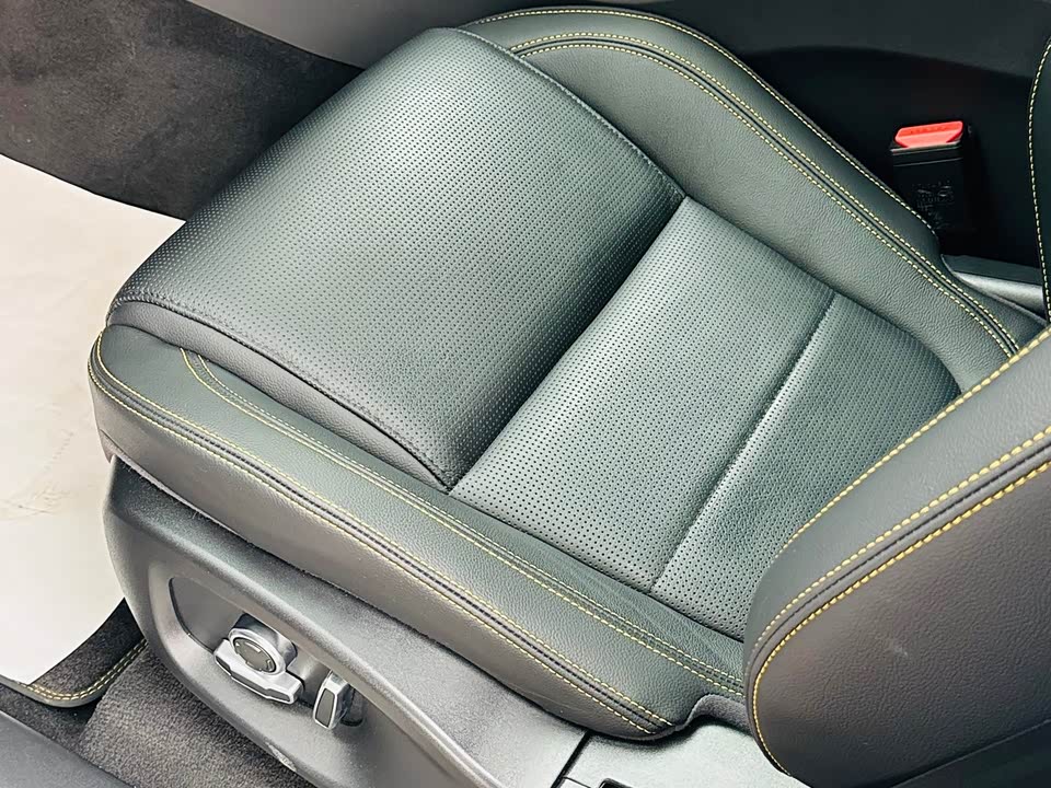 Jaguar F-PACE Jaguar F-PACE