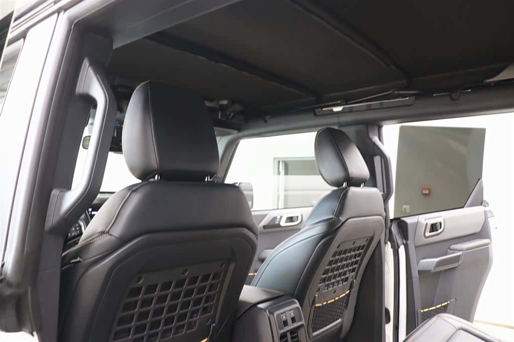 Ford Bronco, 2024 20