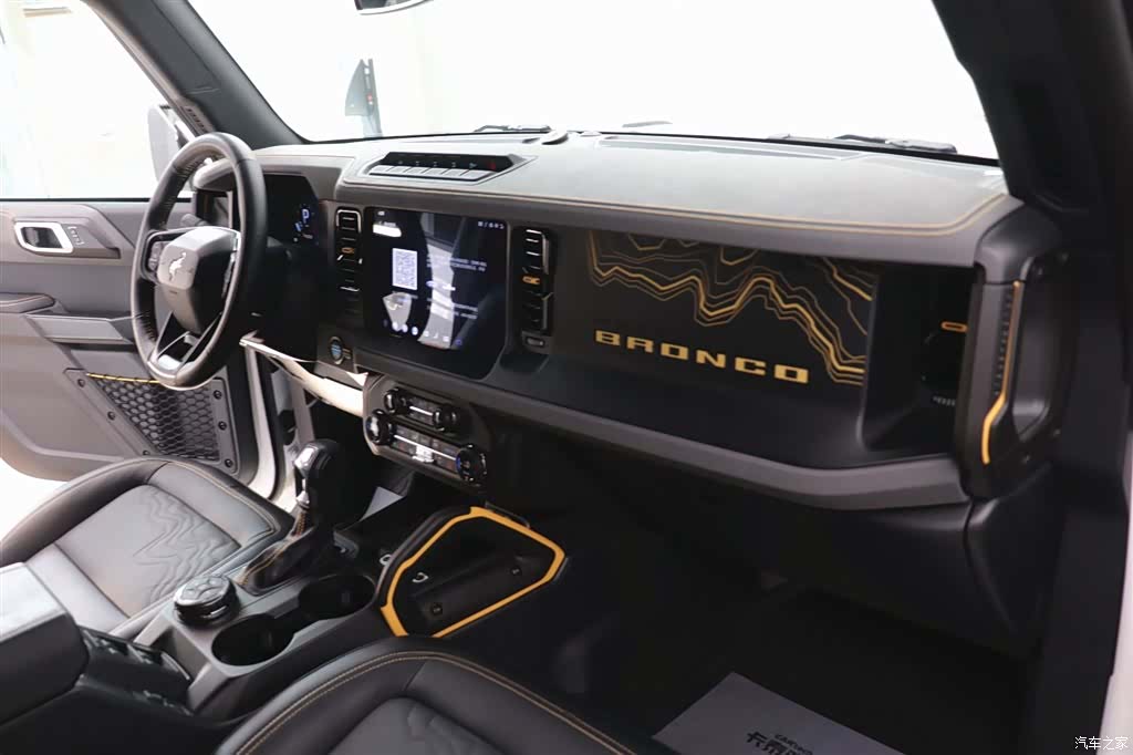 Ford Bronco, 2024 21