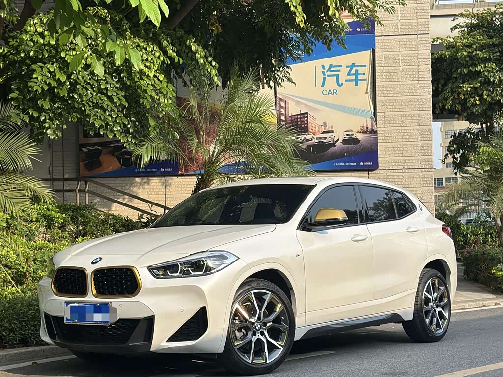 BMW X2