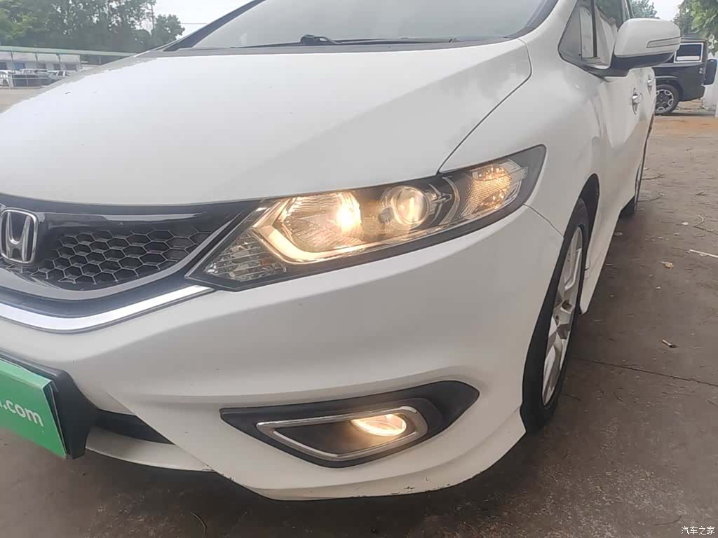 Honda Jade, 2014 24