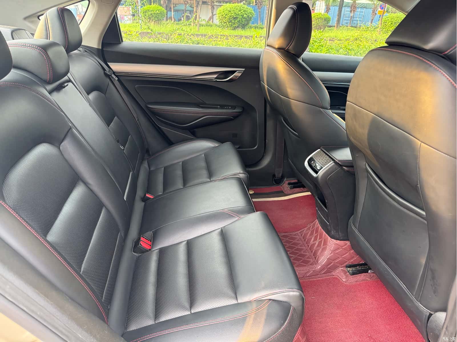 Geely Binray, 2020 10